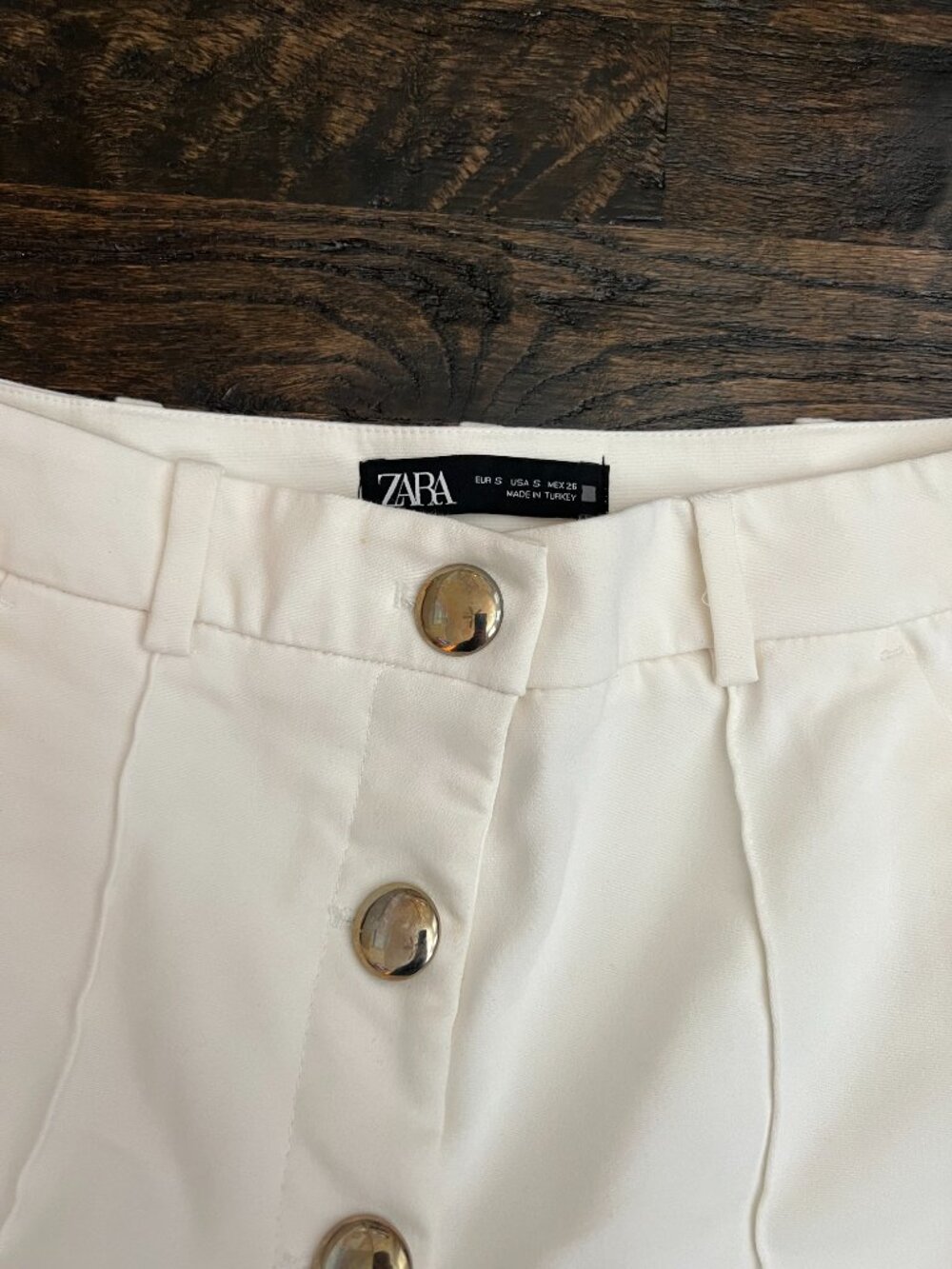 Zara Cream High Waist Shorts - Picture 3 of 6